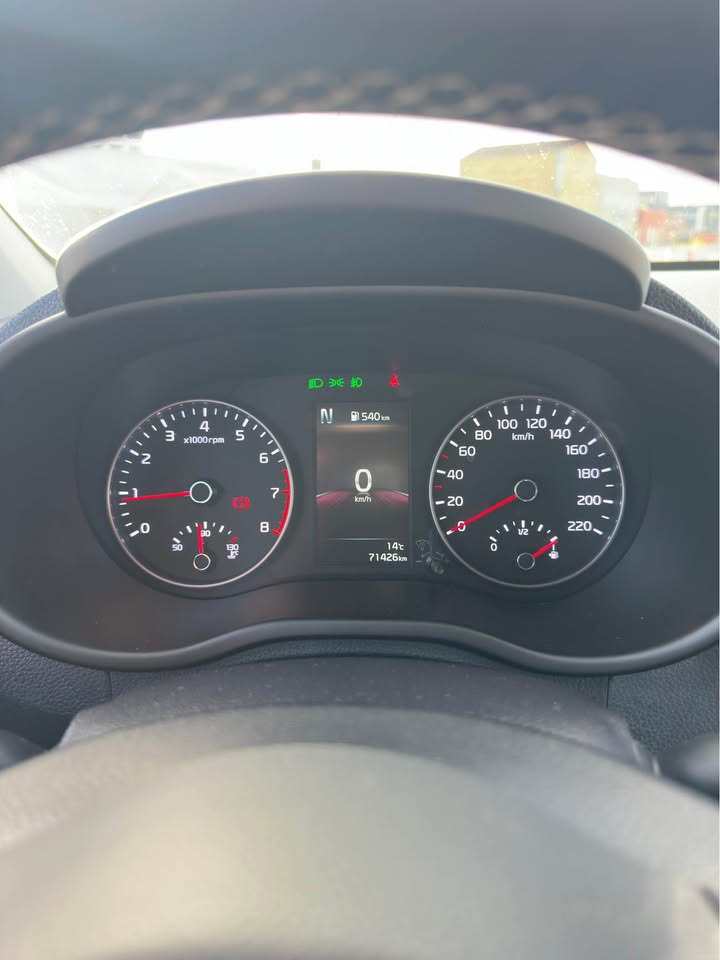Rød Kia Picanto fra 2022