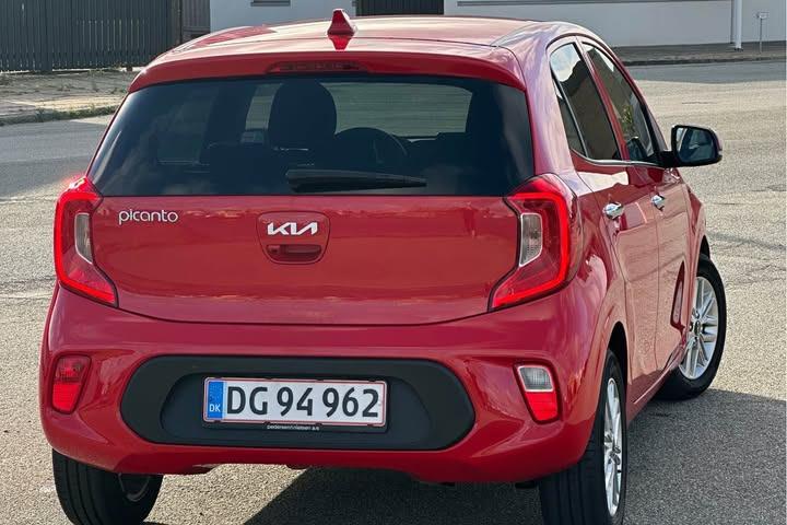 Rød Kia Picanto fra 2022