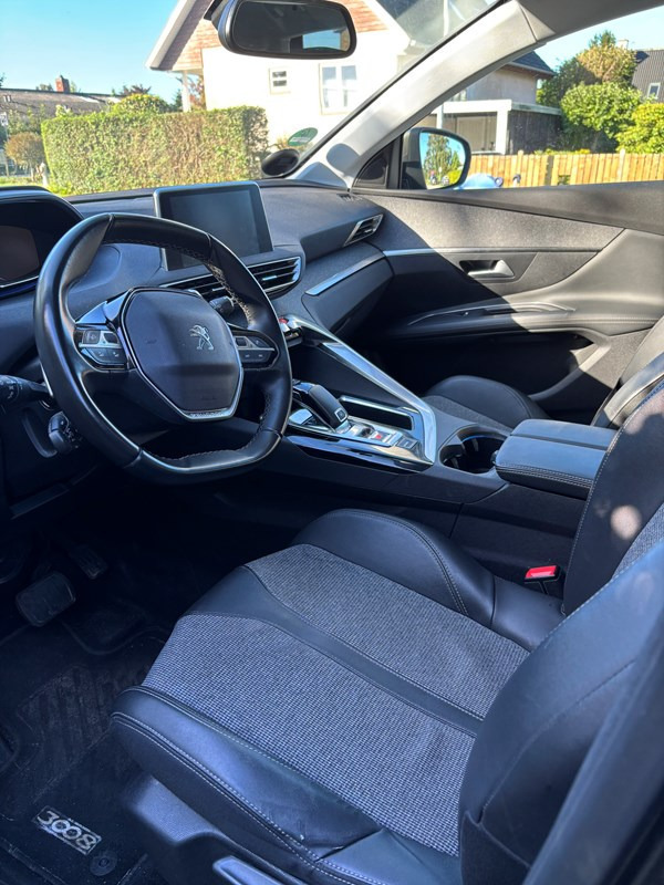 undefined Peugeot 3008 fra 2019