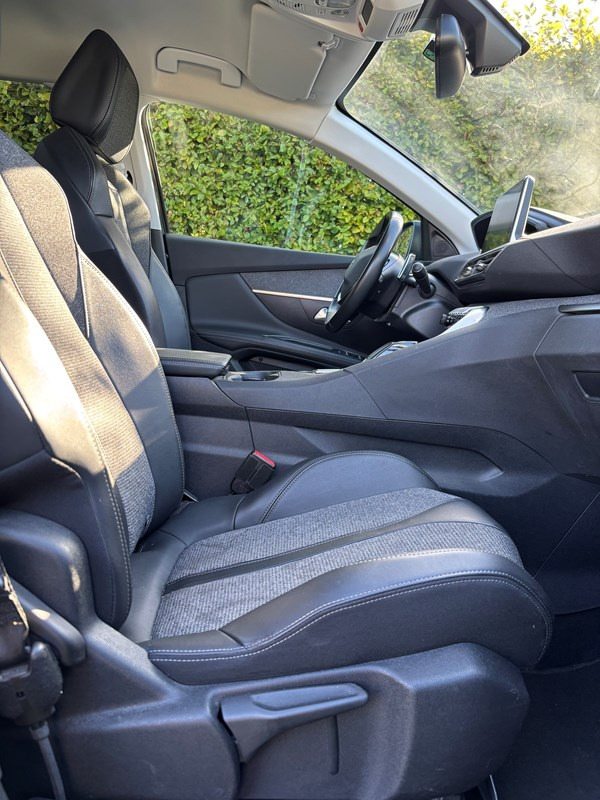 undefined Peugeot 3008 fra 2019