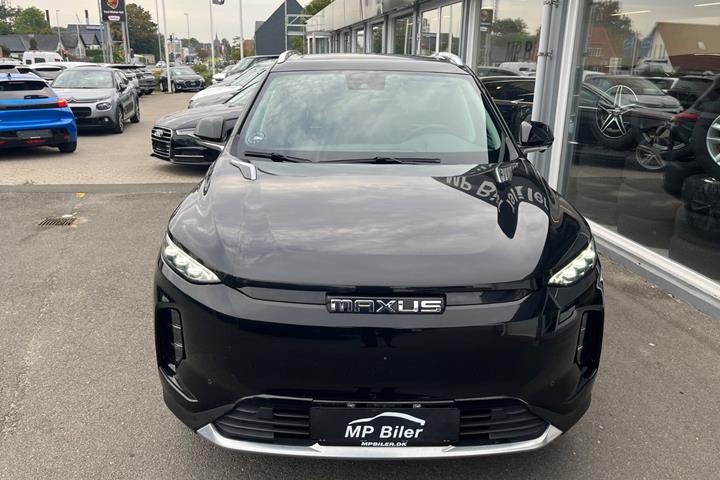 Sort Maxus Euniq6 fra 2023