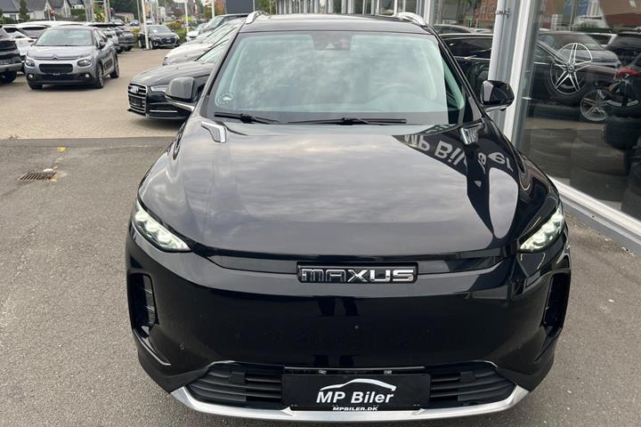 Sort Maxus Euniq6 fra 2023