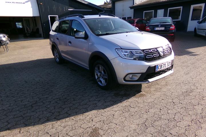 Sølv Dacia Logan fra 2018