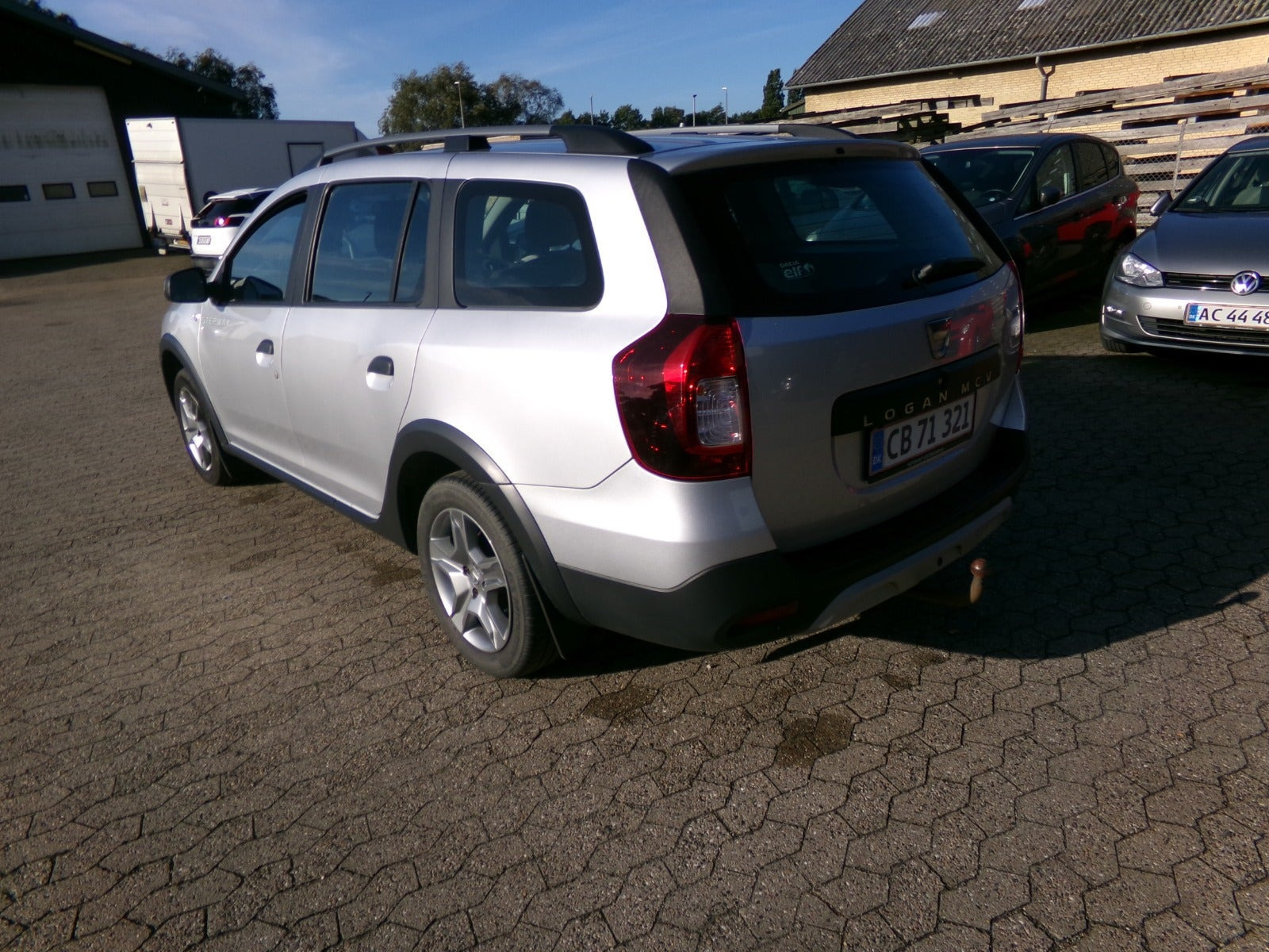 Sølv Dacia Logan fra 2018