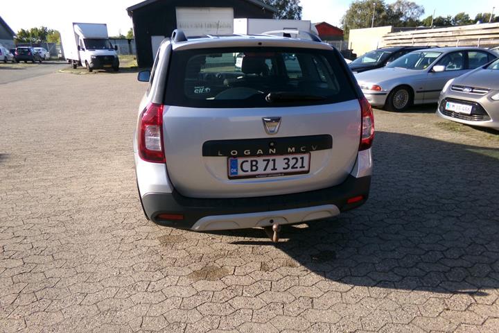 Sølv Dacia Logan fra 2018