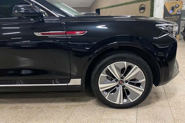 undefined Hongqi E-HS9 fra 2024