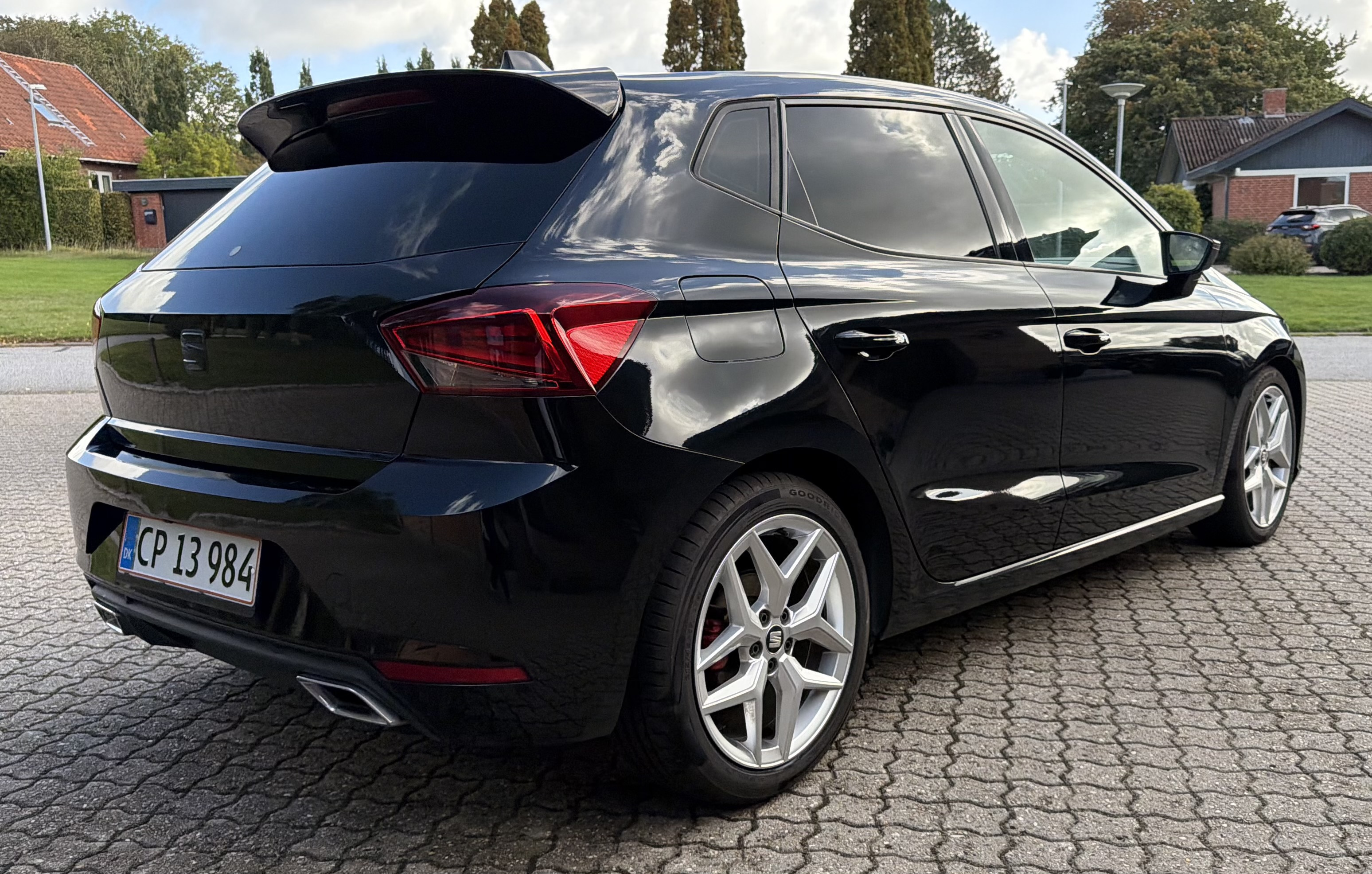 Sort Seat Ibiza fra 2019