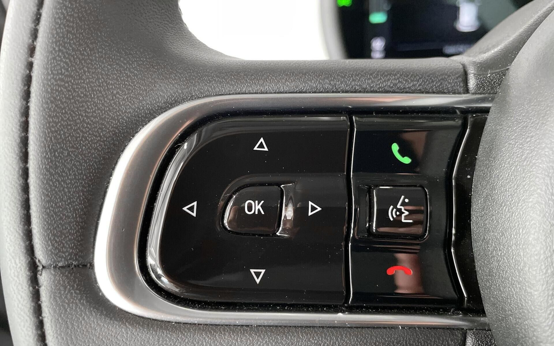 Hvid Fiat 500e fra 2023