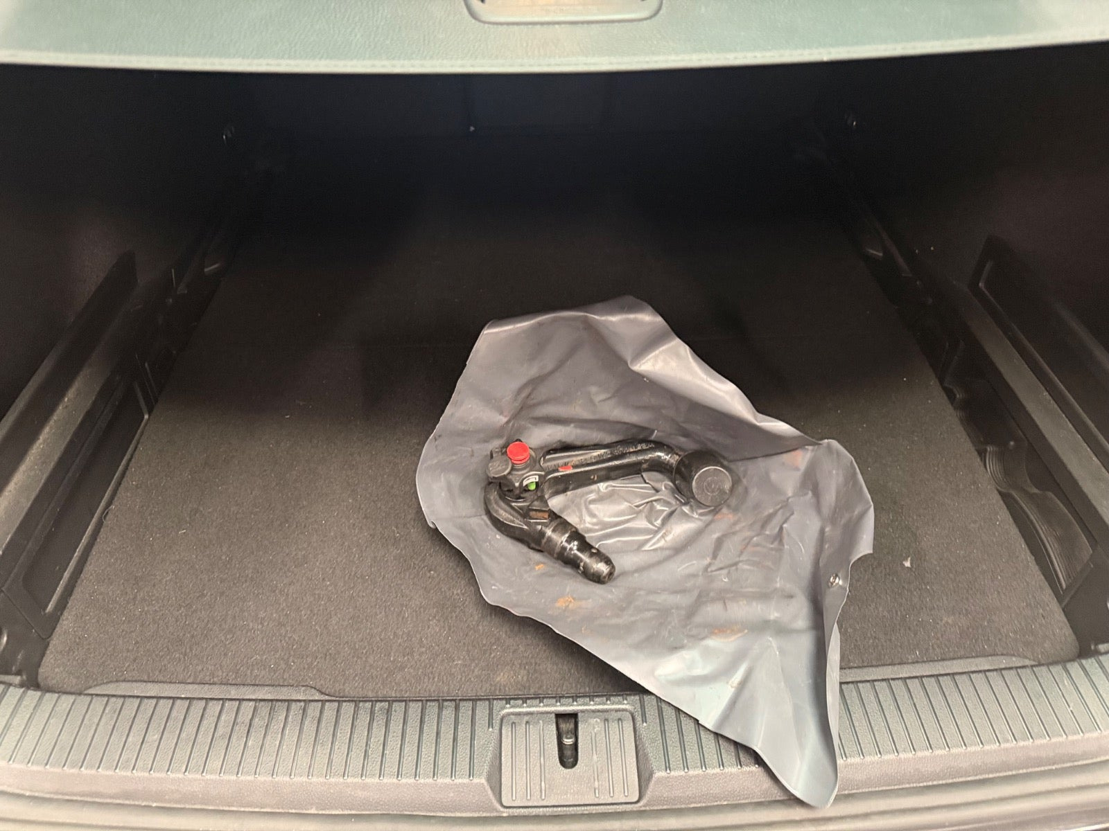 Grå VW Passat fra 2018