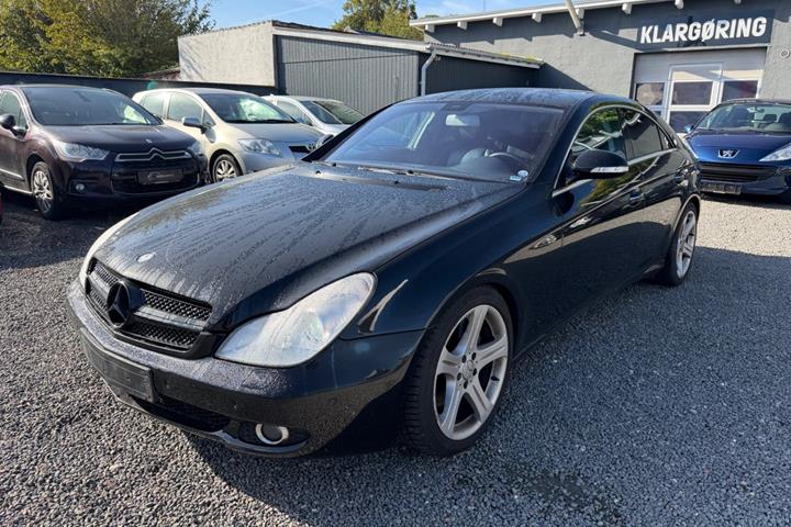 Sort Mercedes CLS500 fra 2007