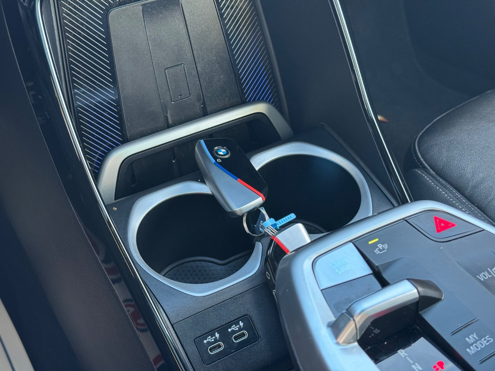 Hvid BMW iX2 fra 2024