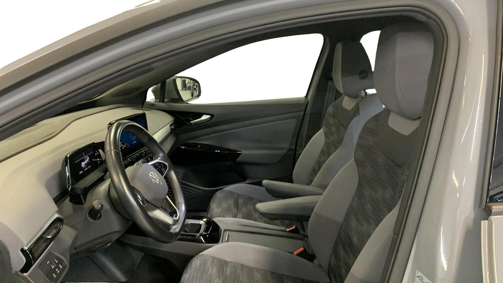 Grå VW ID.4 fra 2023
