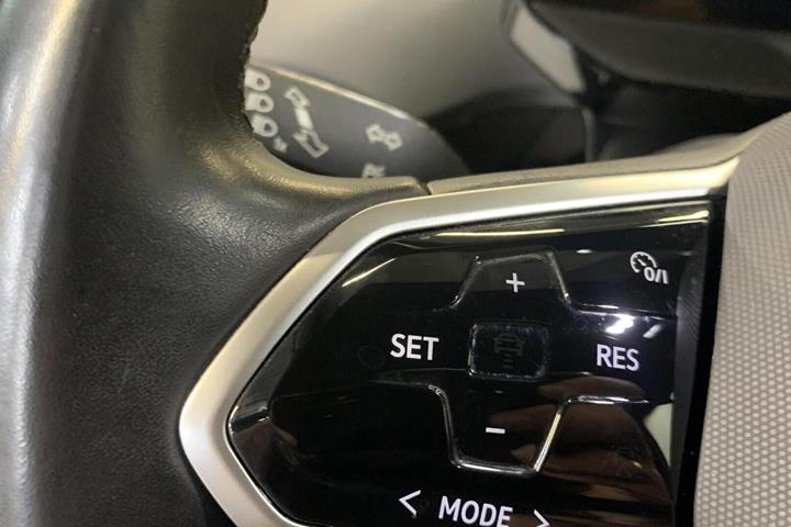 Grå VW ID.4 fra 2023