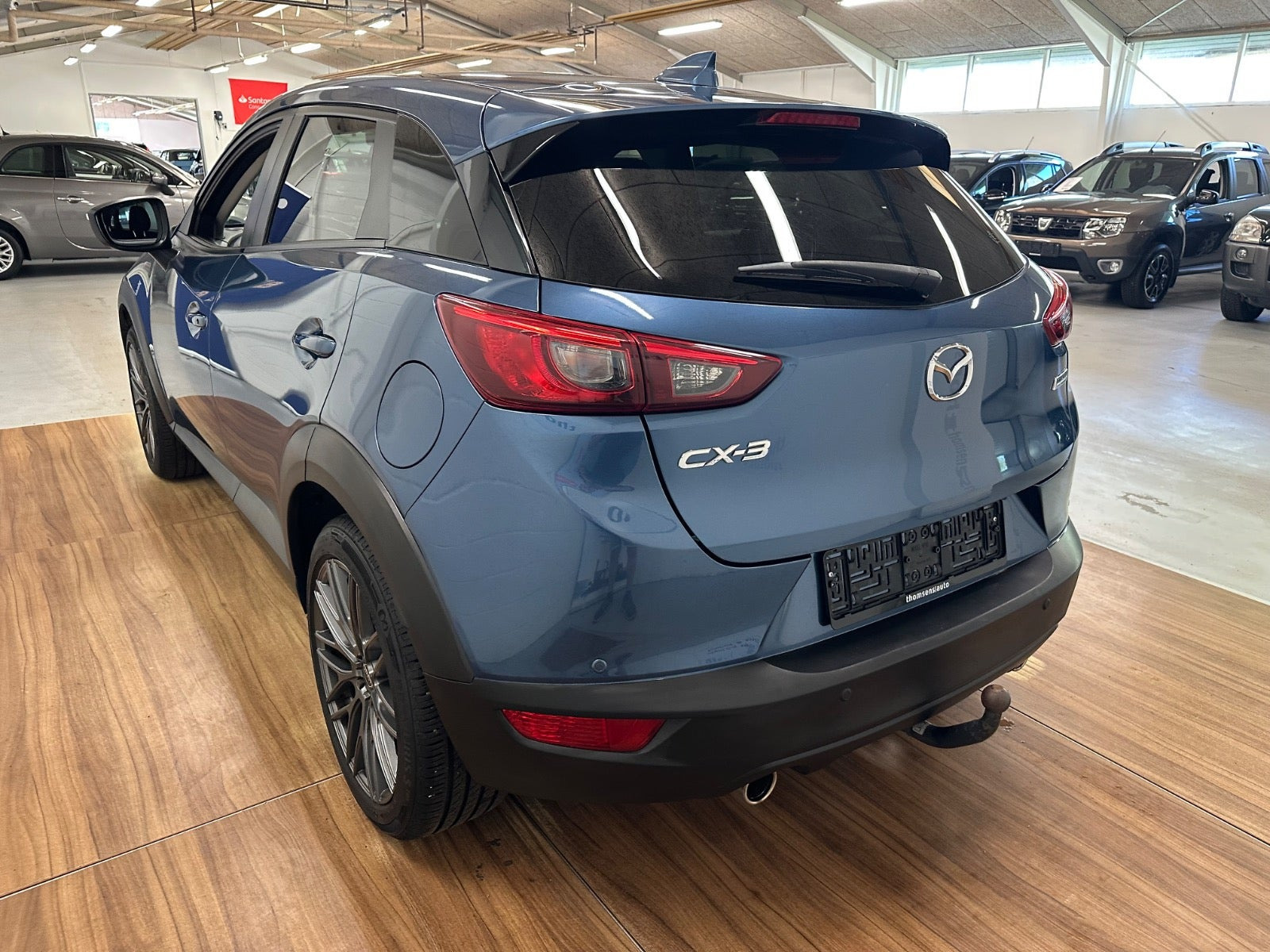 Blå Mazda CX-3 fra 2017