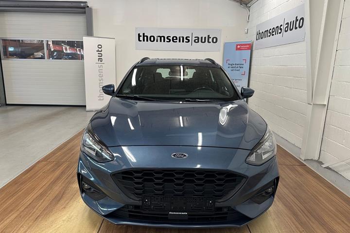 Blå Ford Focus fra 2019