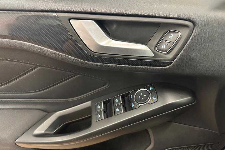 Blå Ford Focus fra 2019