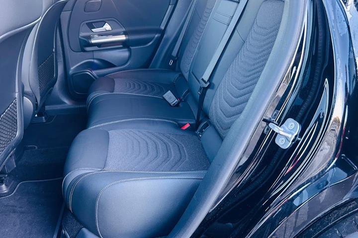 undefined Mercedes EQA250+ fra 2023