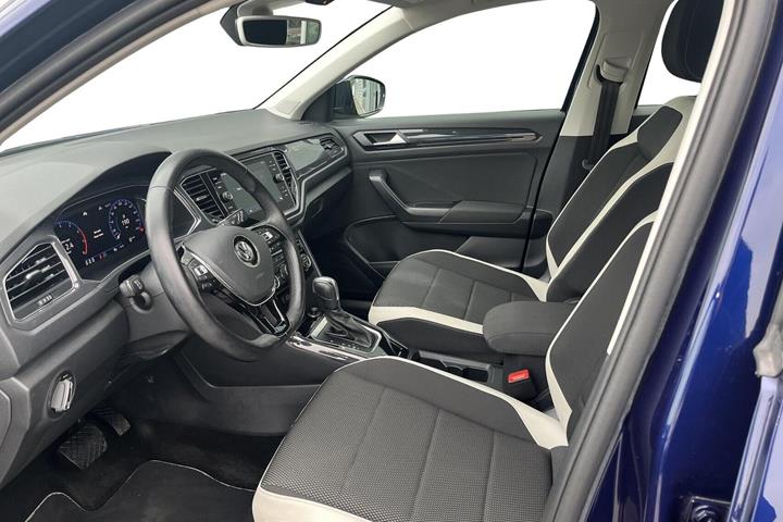 Blå VW T-Roc fra 2020