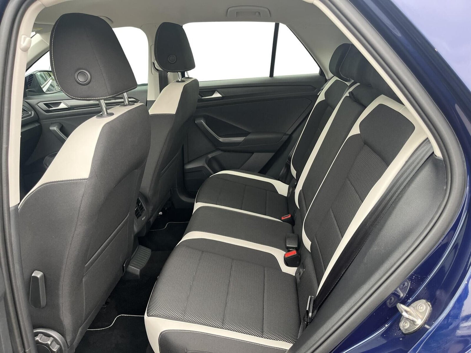 Blå VW T-Roc fra 2020