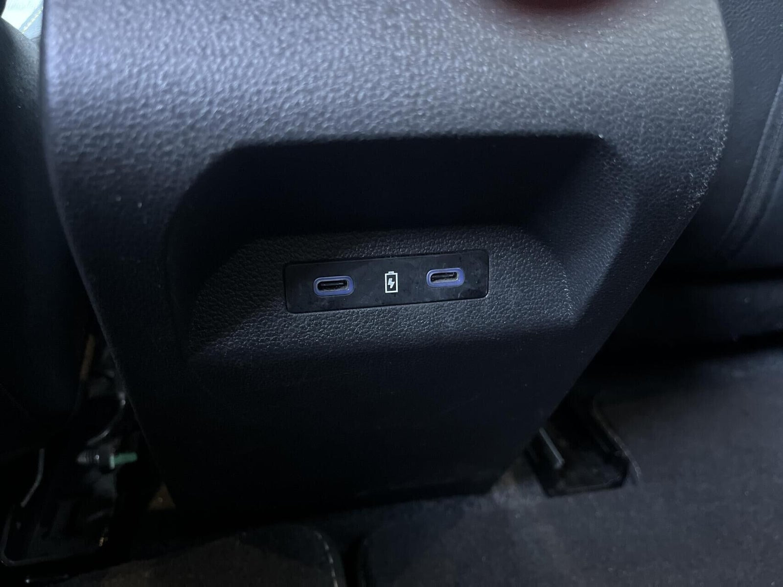 Grå Renault Megane E-Tech fra 2023