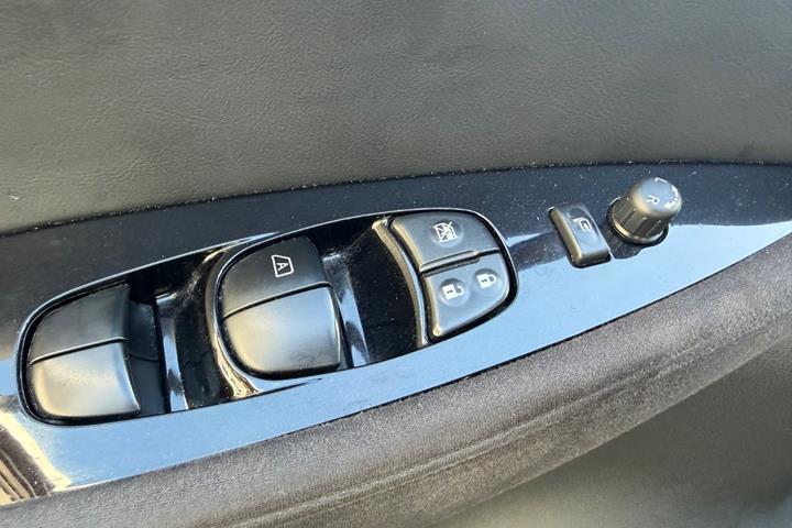 undefined Nissan Leaf fra 2012