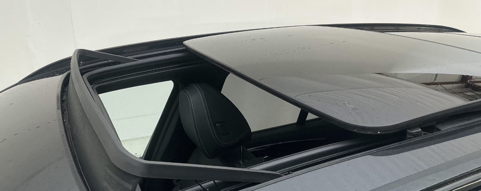 Grå BMW iX3 fra 2023