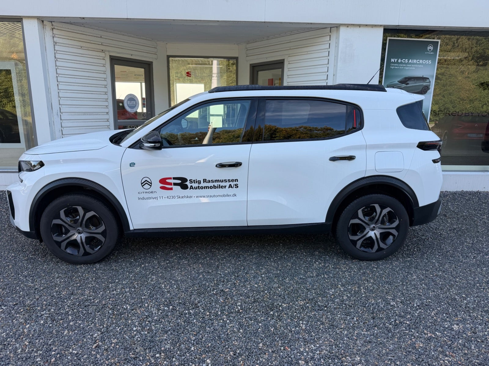 Hvid Citroën e-C3 Aircross fra 2026
