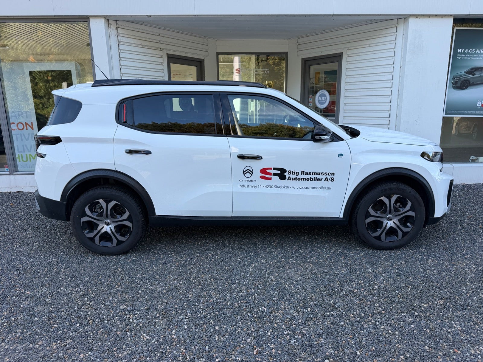 Hvid Citroën e-C3 Aircross fra 2026