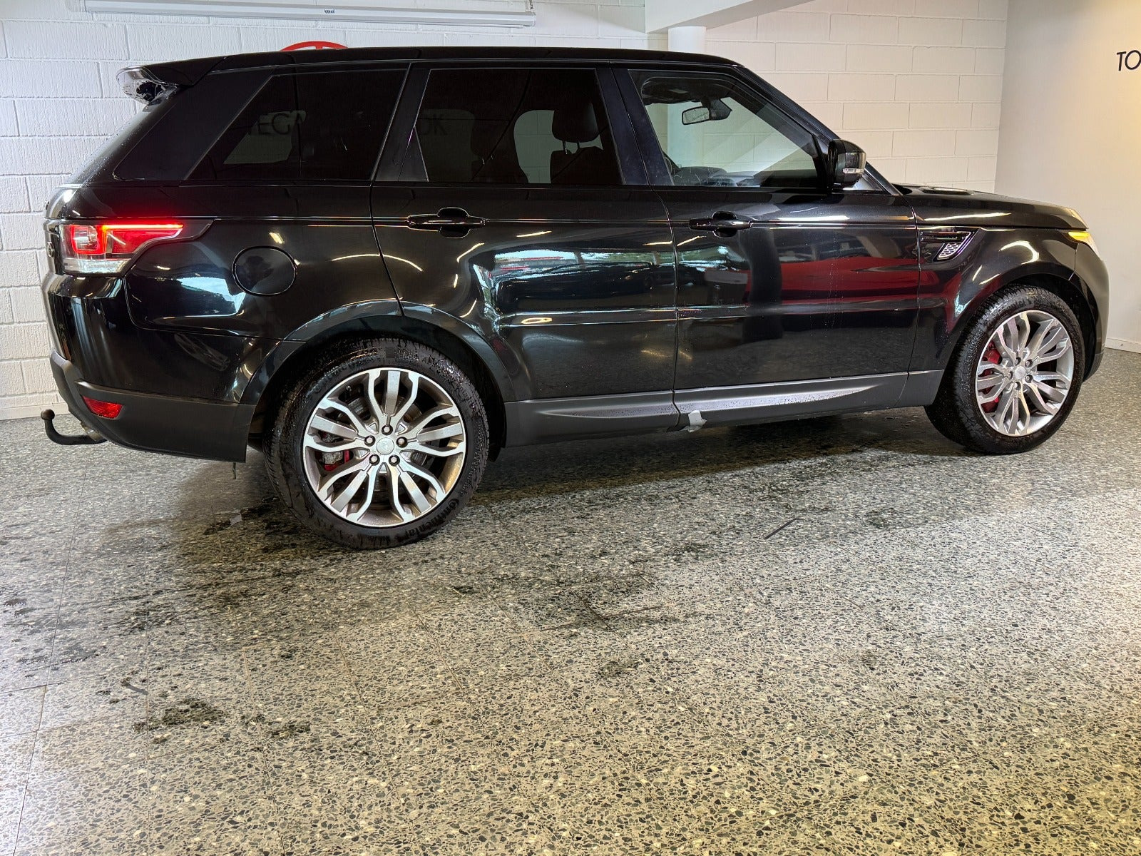 Sort Land Rover Range Rover sport fra 2015