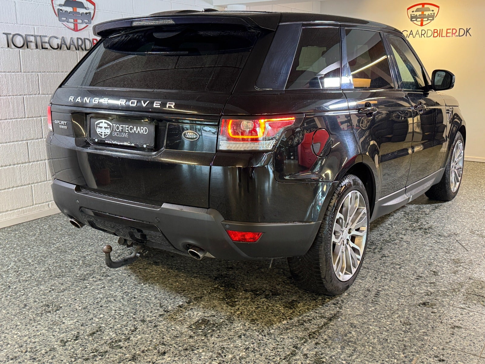 Sort Land Rover Range Rover sport fra 2015