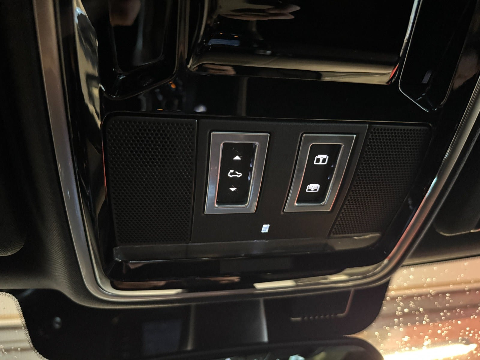 Sort Land Rover Range Rover sport fra 2015