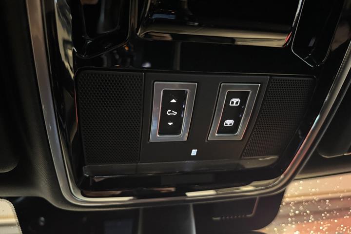 Sort Land Rover Range Rover sport fra 2015