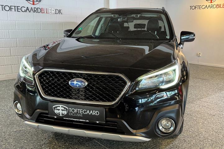 Sort Subaru Outback fra 2018