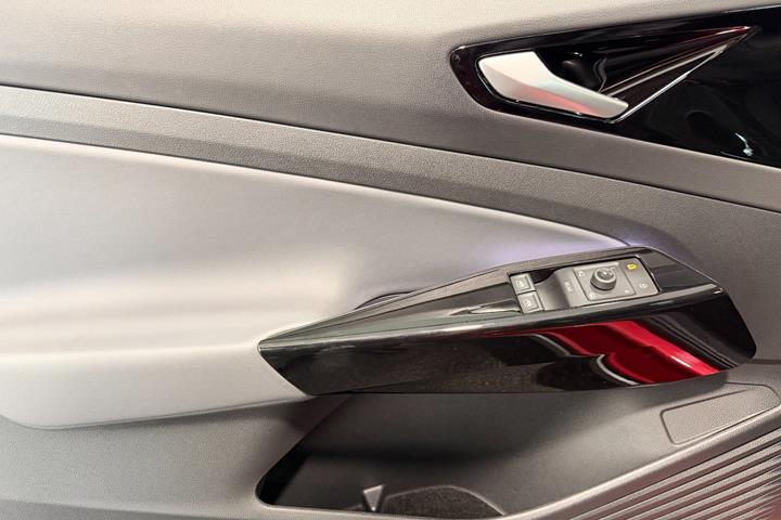 Rød VW ID.5 fra 2023