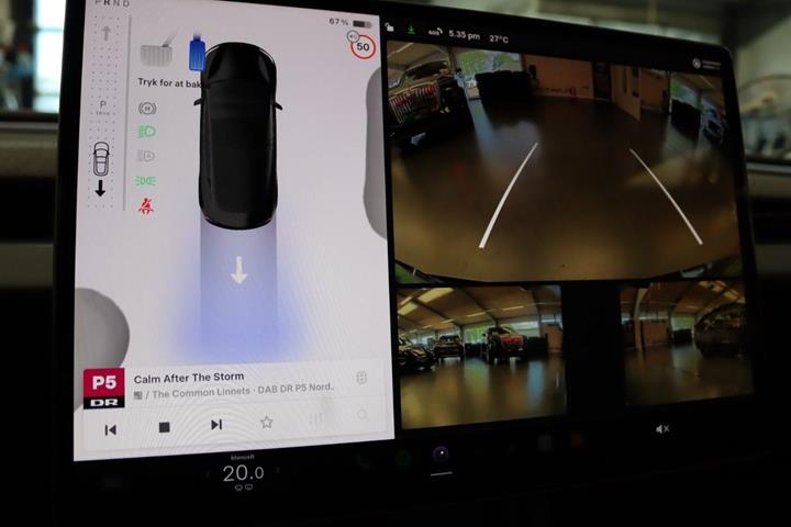 undefined Tesla Model Y fra 2024