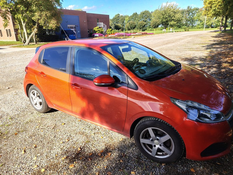 Peugeot 208 1.2 VTi 82 hk 5D
