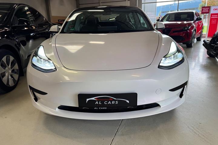 undefined Tesla Model 3 fra 2021