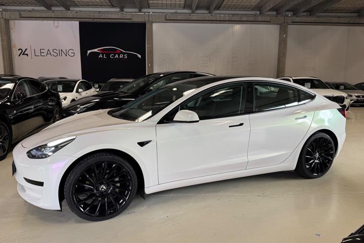undefined Tesla Model 3 fra 2021