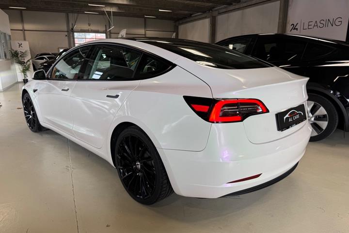 undefined Tesla Model 3 fra 2021