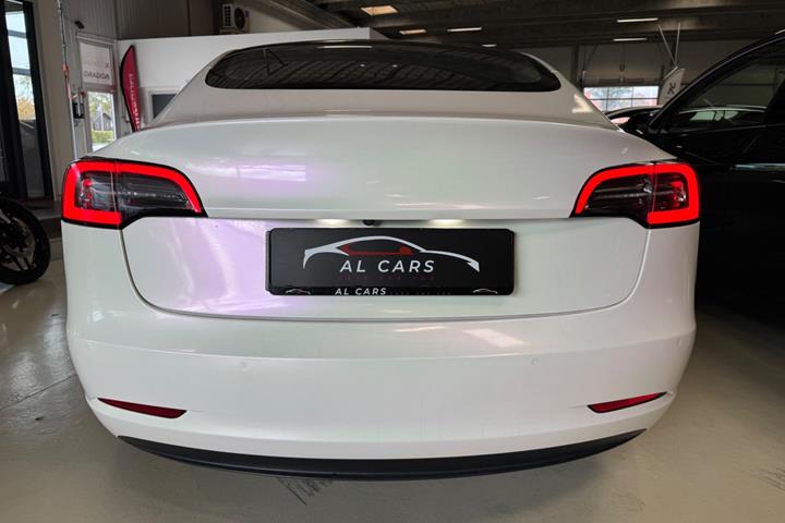 undefined Tesla Model 3 fra 2021