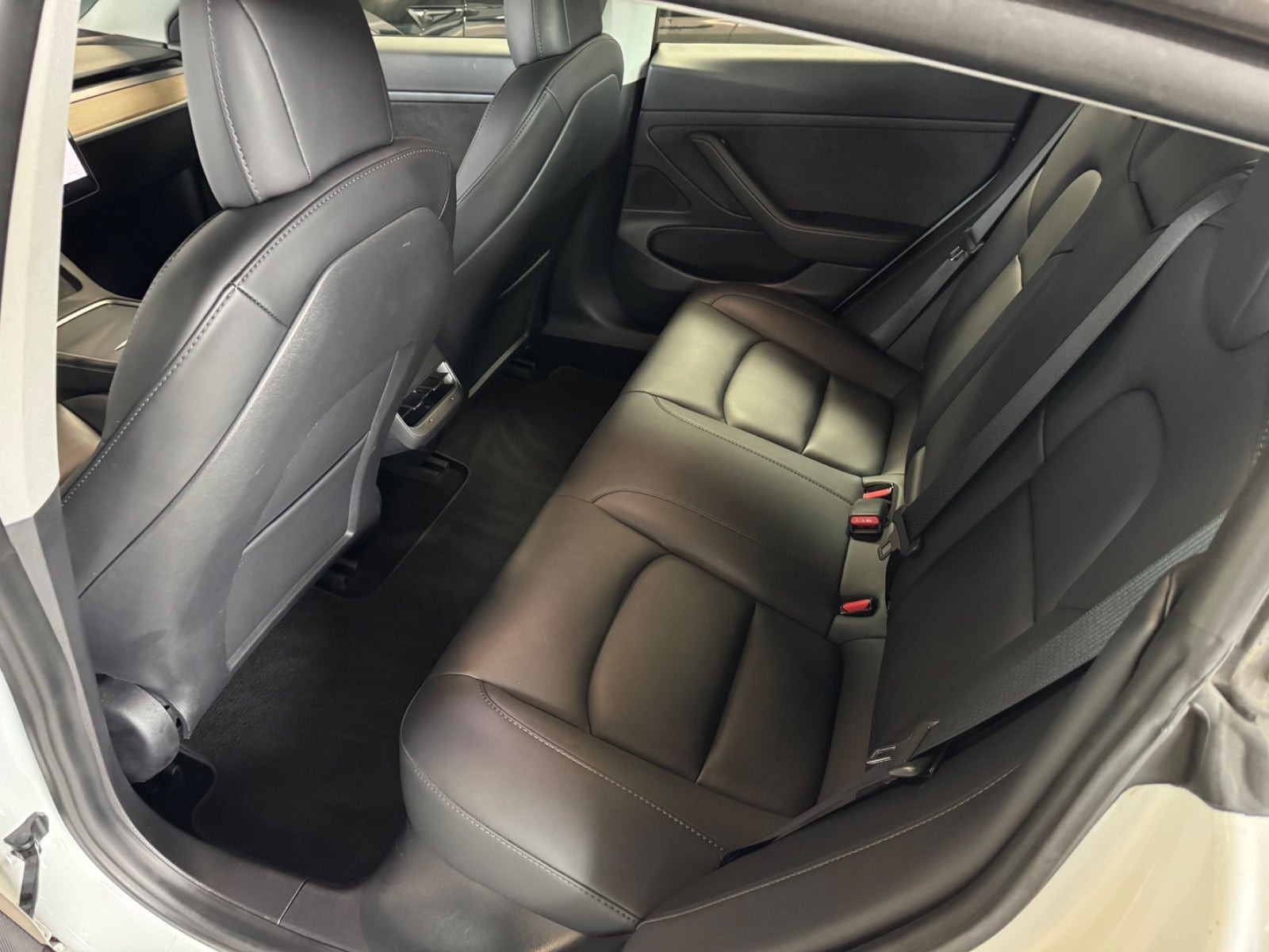 undefined Tesla Model 3 fra 2021
