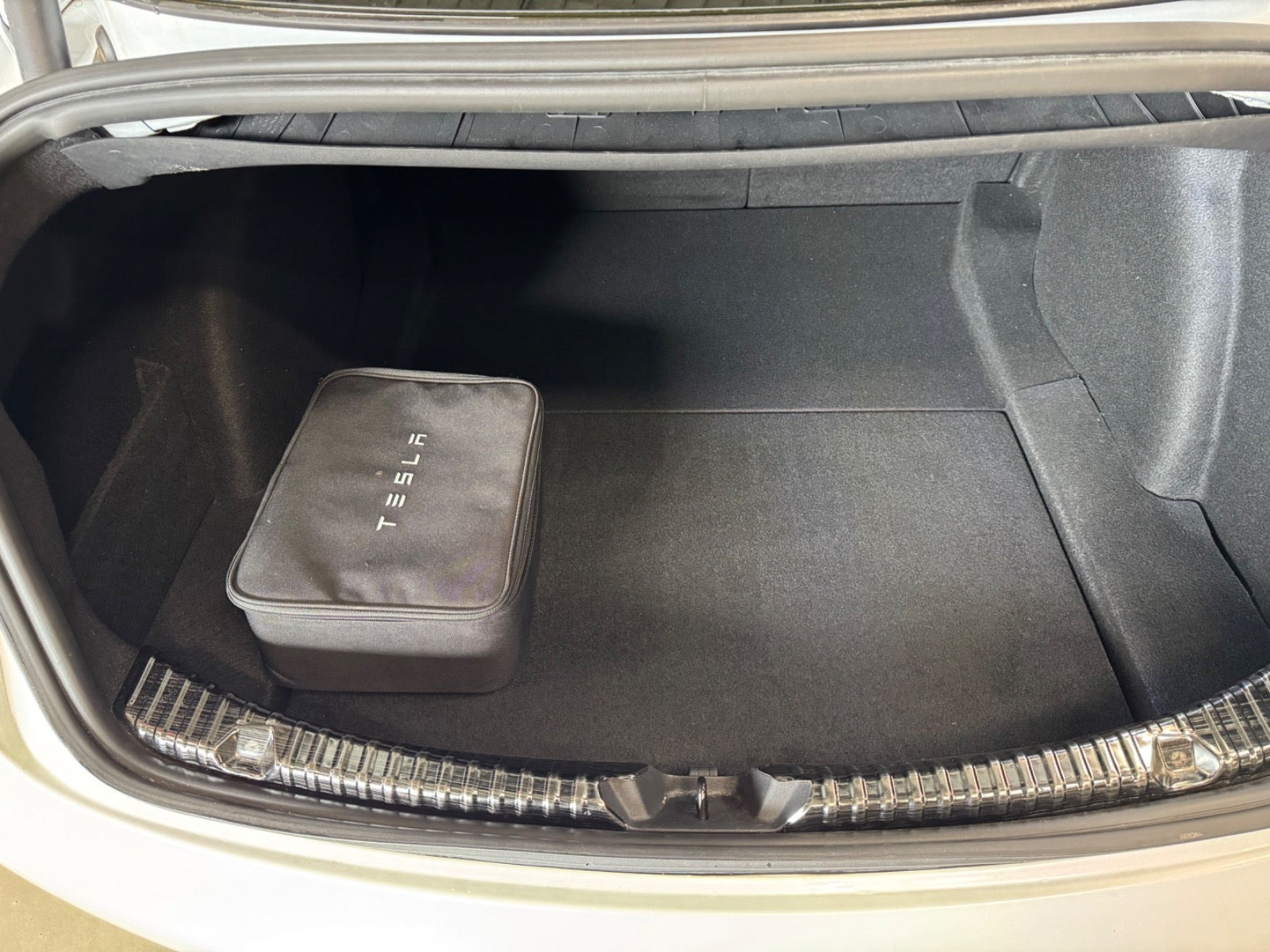 undefined Tesla Model 3 fra 2021
