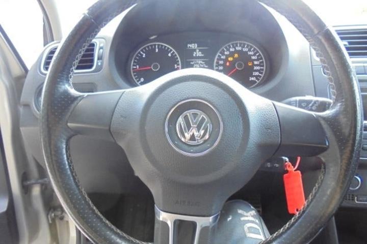 Orange VW Polo Cross fra 2012