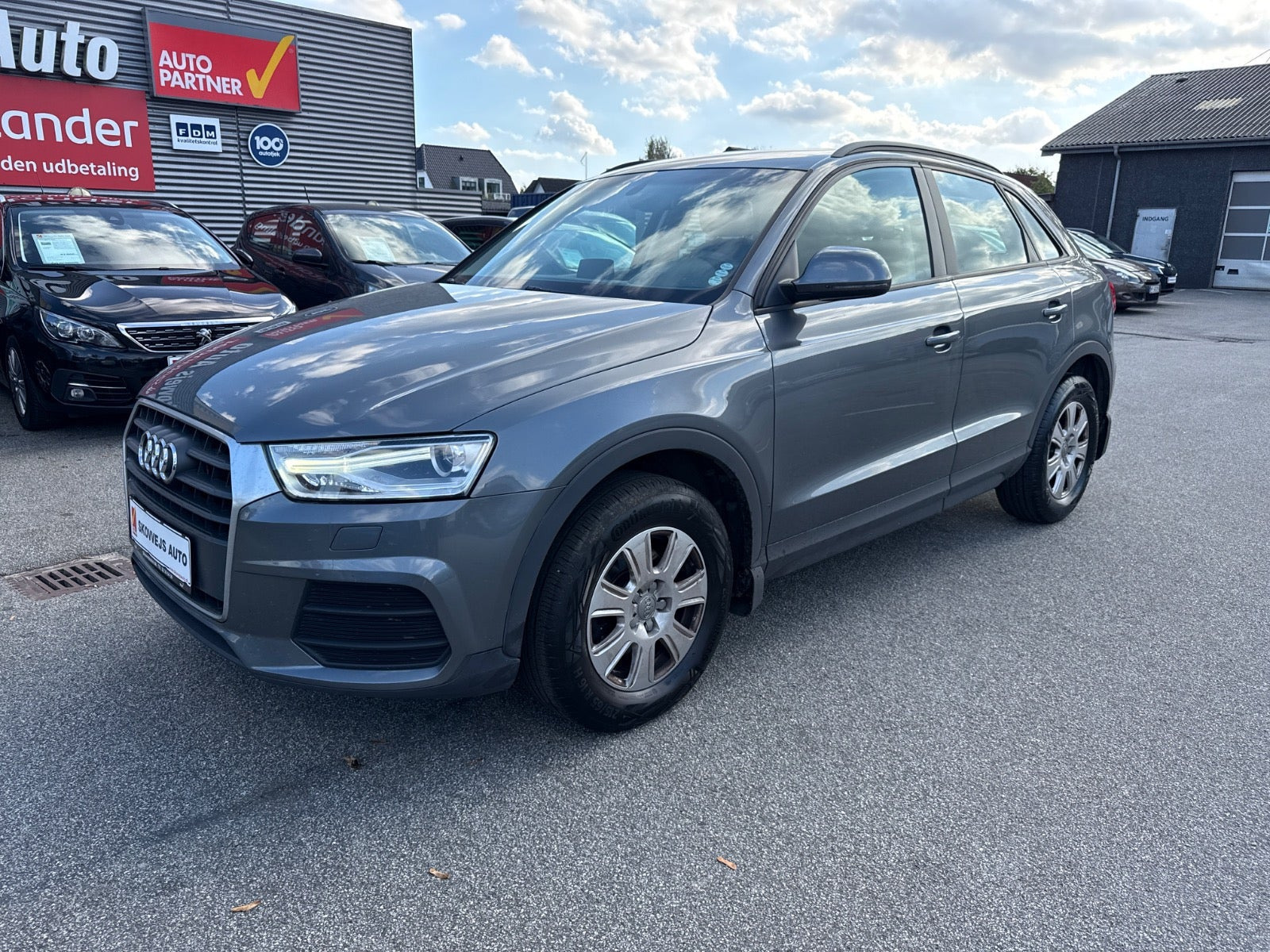 Grå Audi Q3 fra 2018
