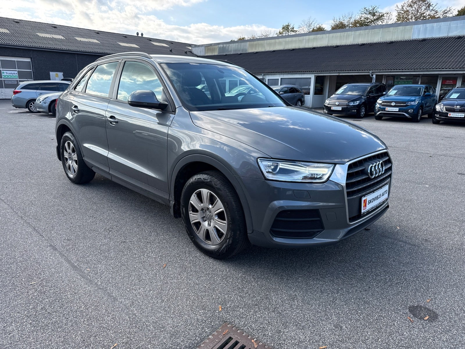 Grå Audi Q3 fra 2018