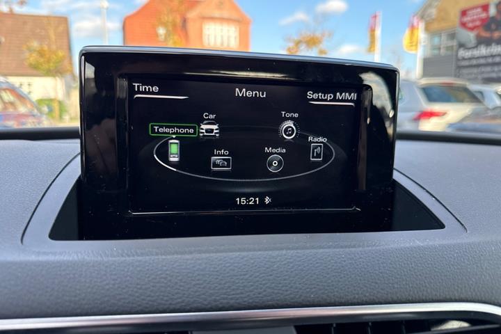 Grå Audi Q3 fra 2018