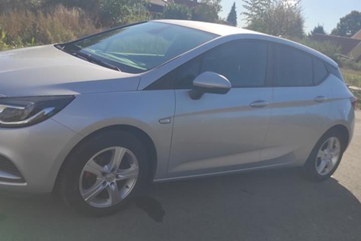 undefined Opel Astra fra 2016