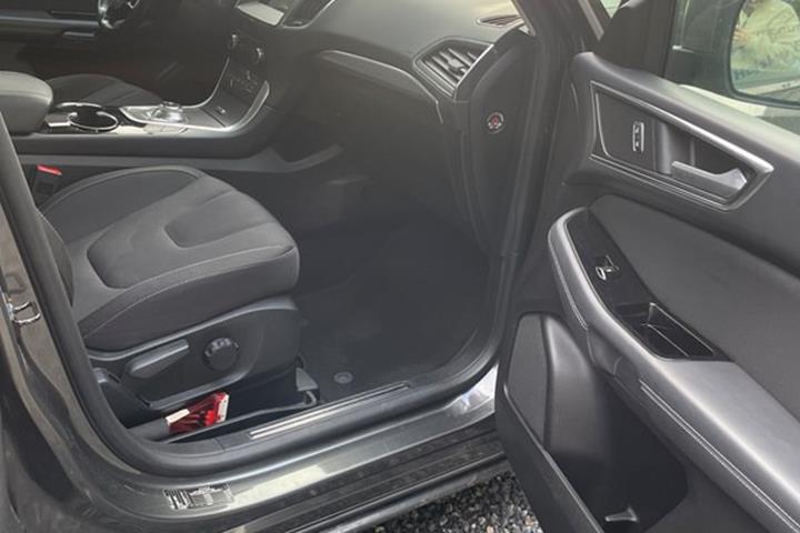 undefined Ford S-MAX fra 2020