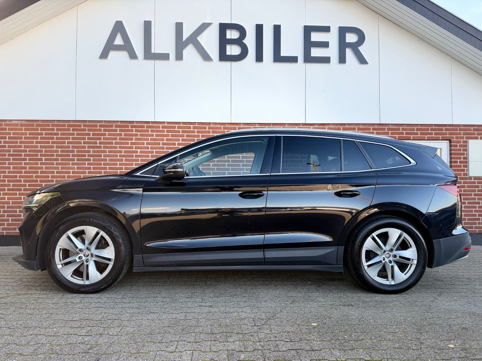 Sort Skoda Enyaq fra 2021