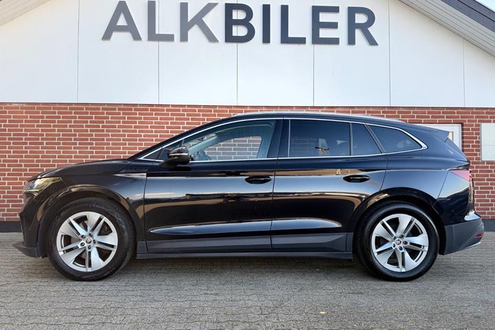Sort Skoda Enyaq fra 2021
